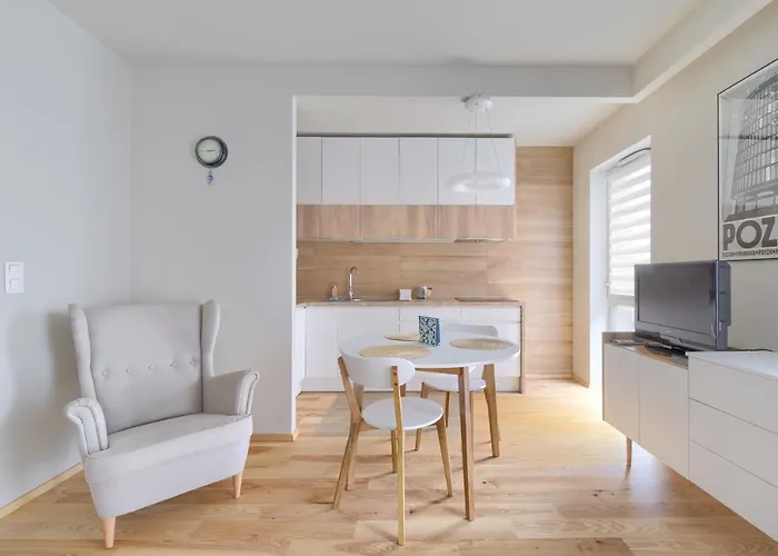 Gasiorowskich Beige By Bookinghost Apartment Poznan
